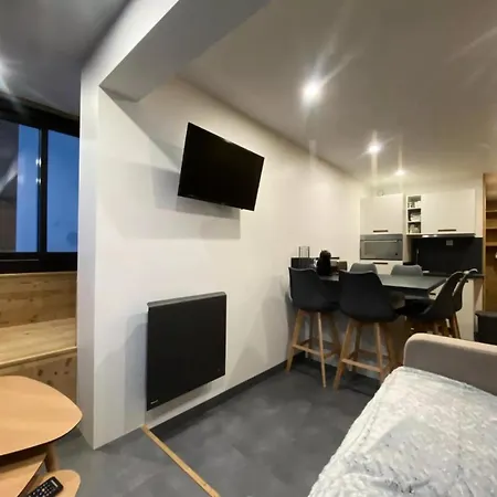Vanoise - Location: Pour 4 En Plein Centre De La Station Mae-9107 Apartman Val Thorens